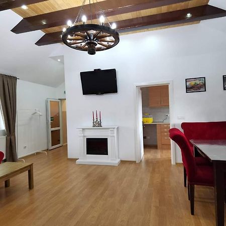 Apartament 2 Camere - Casa Divertis Buzau Exterior foto