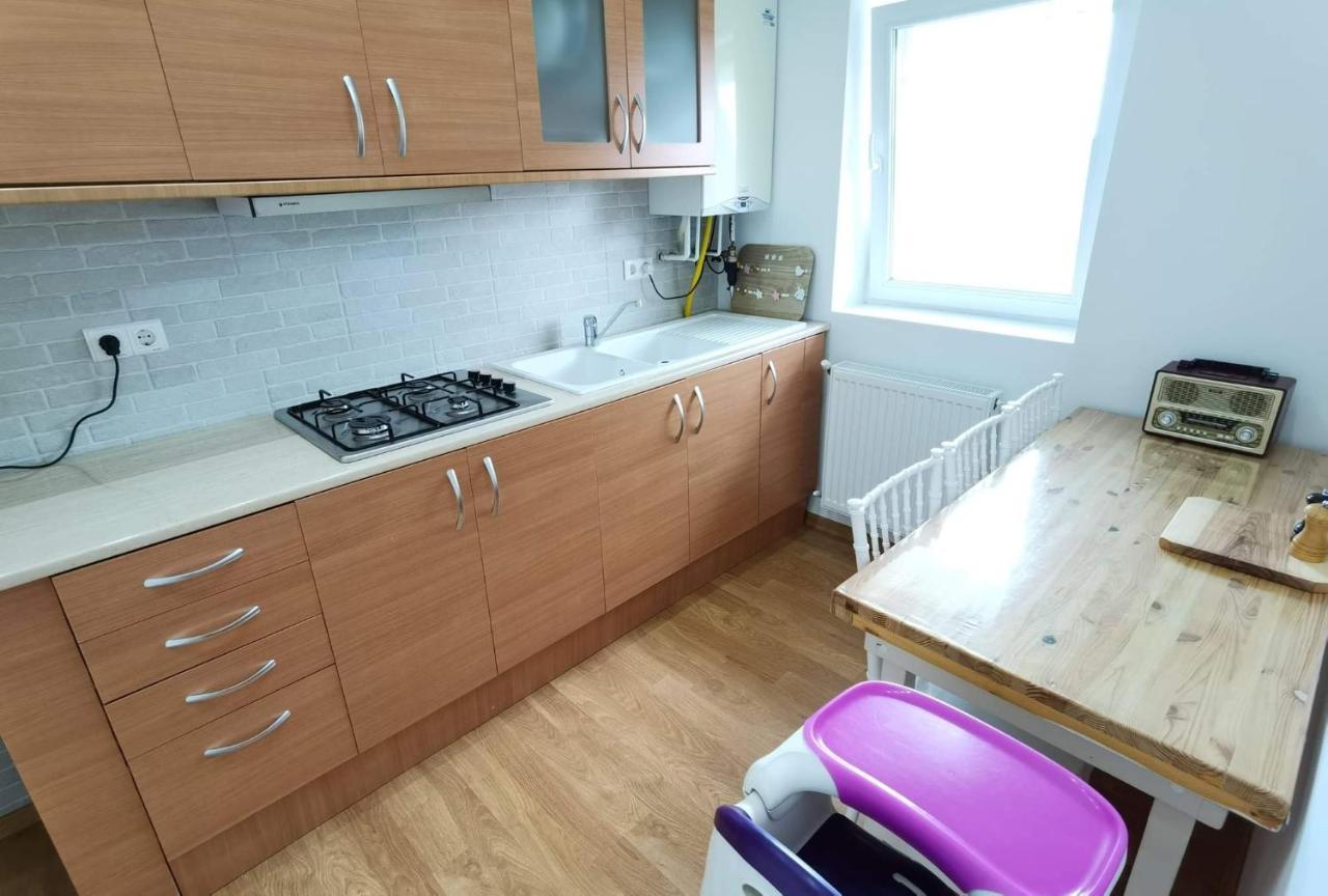 Apartament 2 Camere - Casa Divertis Buzau Exterior foto