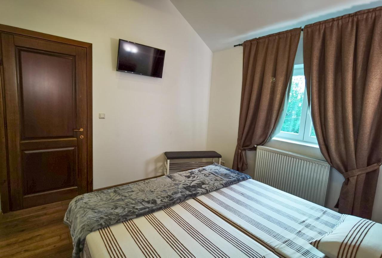 Apartament 2 Camere - Casa Divertis Buzau Exterior foto